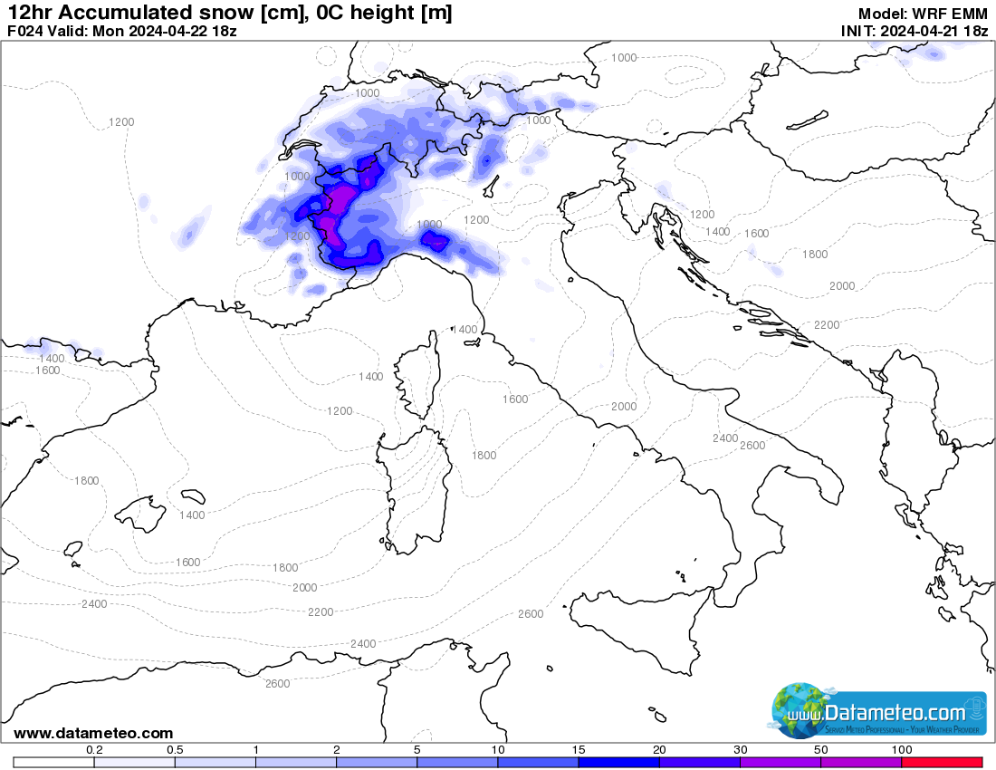 Freddo e neve fino in collina.