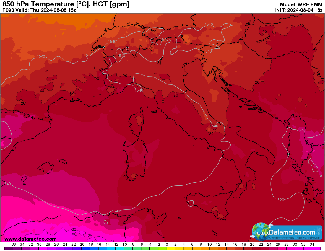 Estate a pieno regime, caldo in graduale aumento.
