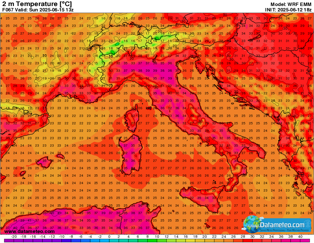 Caldo e afa fino a martedì con un po' di instabilità.